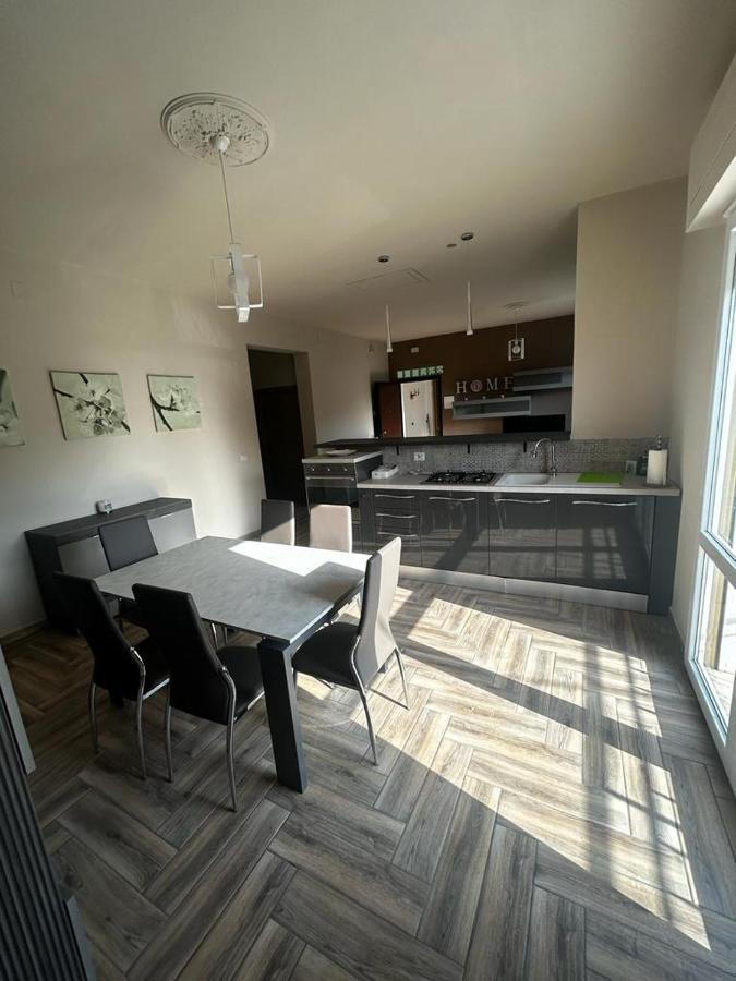 Casa Vacanza Le Due Stelle San Romano  Екстериор снимка
